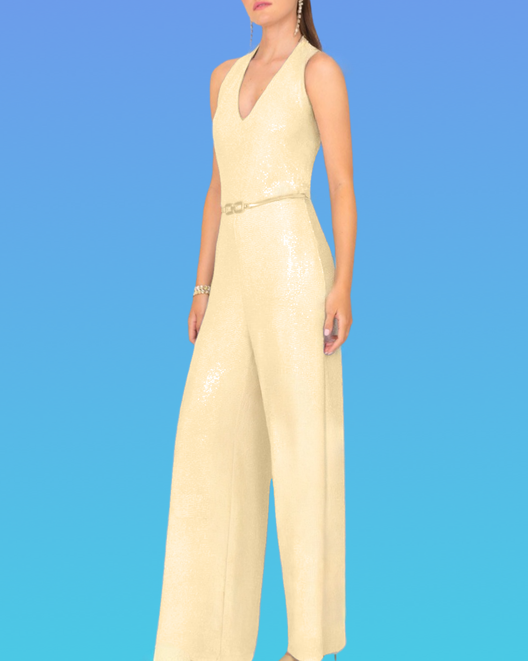 Tuta "Opalescent Glamour". Tuta intera senza maniche, con scollo a V profondo aderente sul busto, i pantaloni hanno un taglio ampio e fluido.