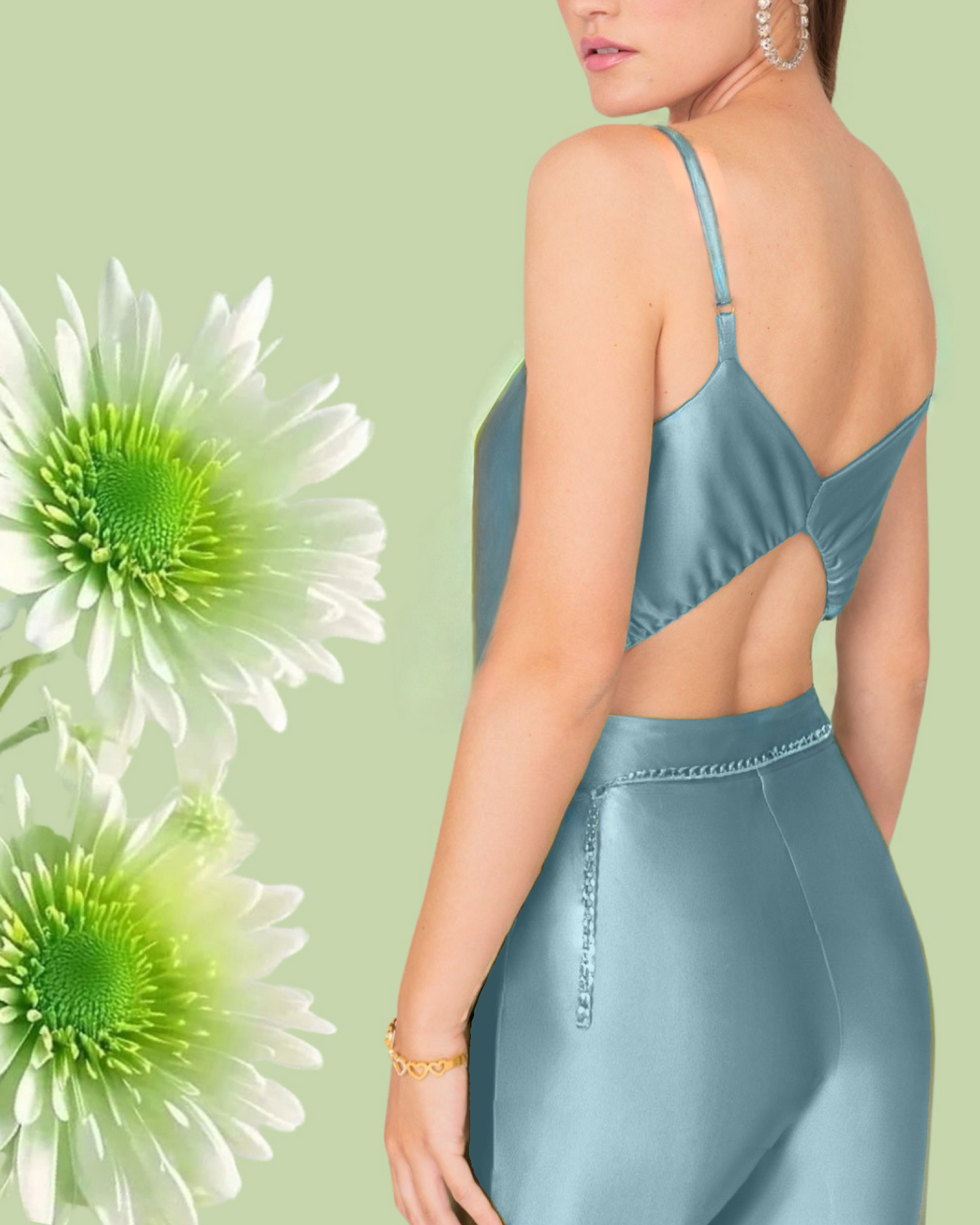 Tuta "Shimmering Whisper". Tuta elegante con top e pantaloni zampa, tessuto brillante verde salvia metallizzato