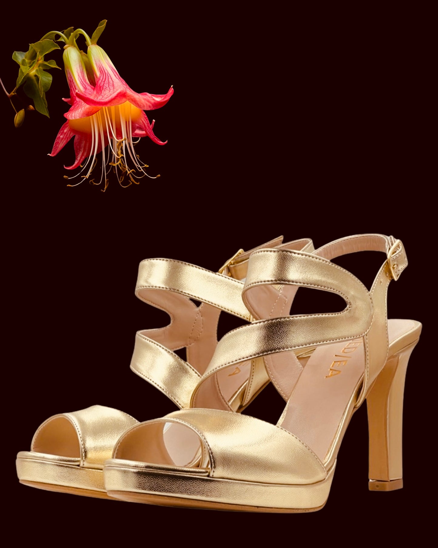 Sandalo "Moonlight Magic". Sandali eleganti in pelle argento, da cerimonia o da festa con platform e tacco alto.