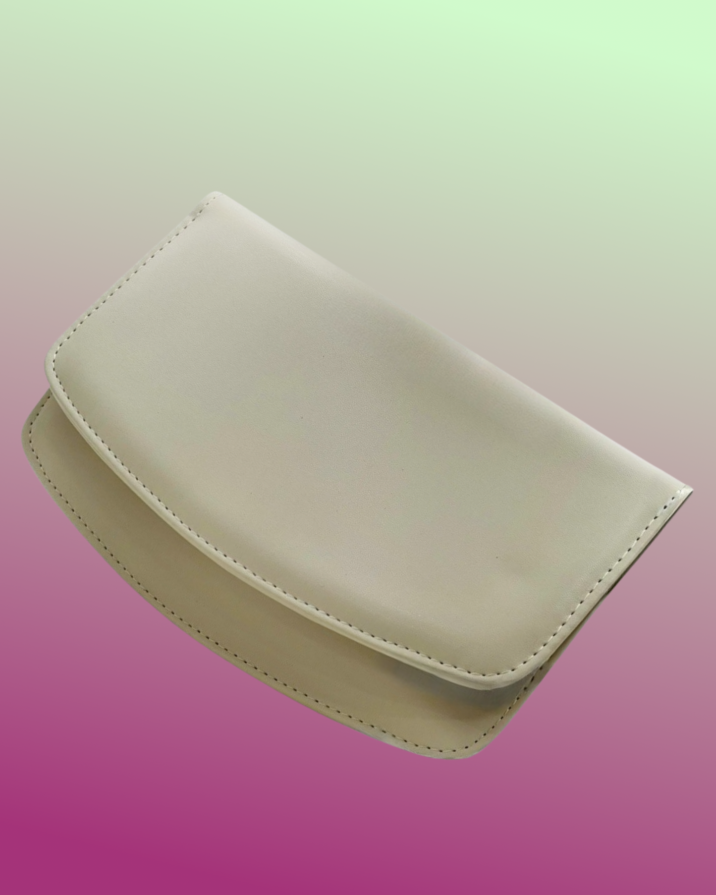 Borsa "Timeless Allure". Borsetta a mano in pelle avorio elegante, forma rettangolare con catenina