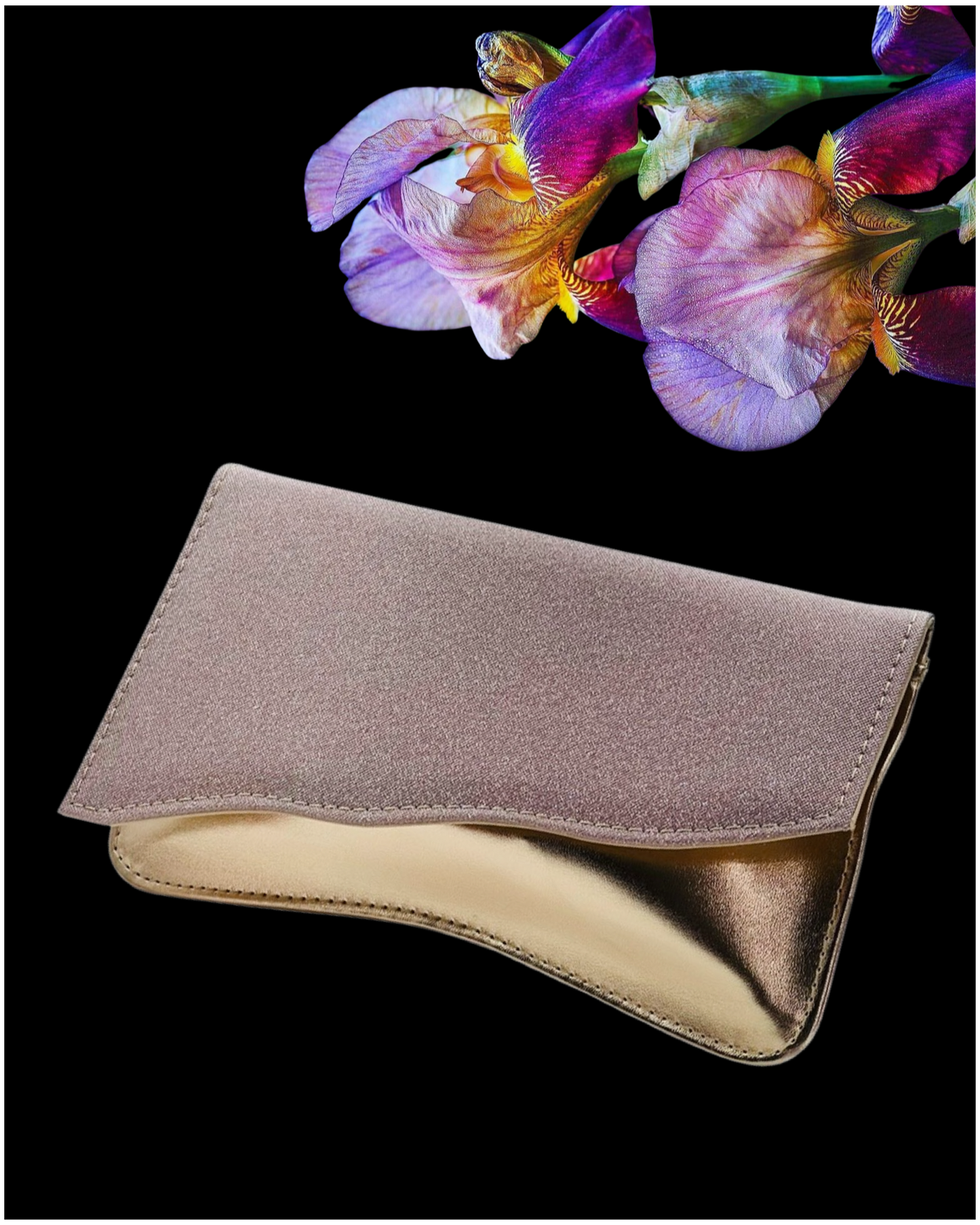 Borsa "Radiant Reflections". Borsetta a mano in pelle oro rosa elegante, forma rettangolare con catenina